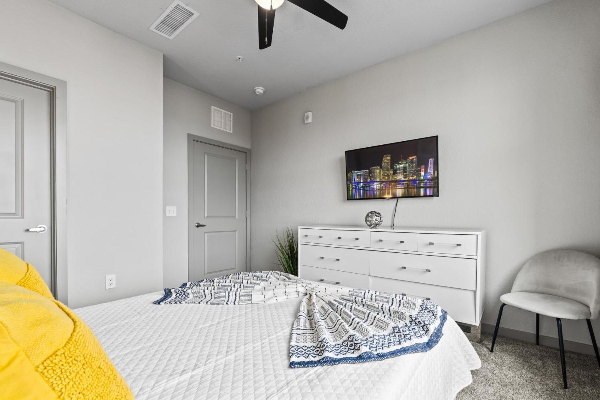 Downtown St Pete 2 Bed Near Tropicana Field With Free Parking St. Petersburg Exterior photo