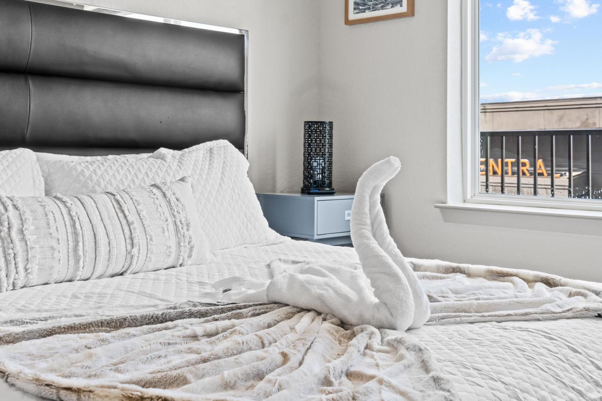 Downtown St Pete 2 Bed Near Tropicana Field With Free Parking St. Petersburg Exterior photo